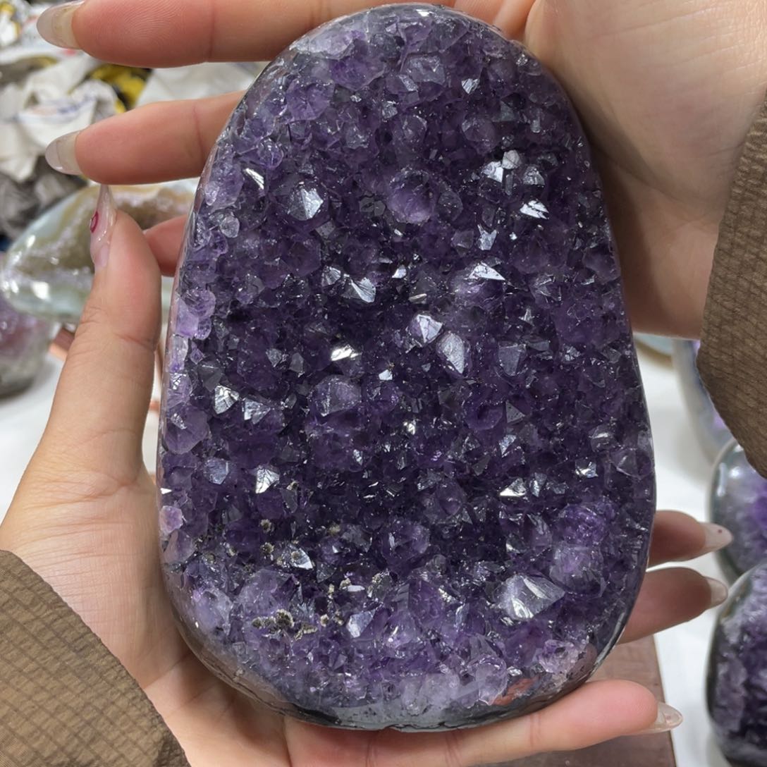 紫晶大型摆件（非配饰）未镶嵌