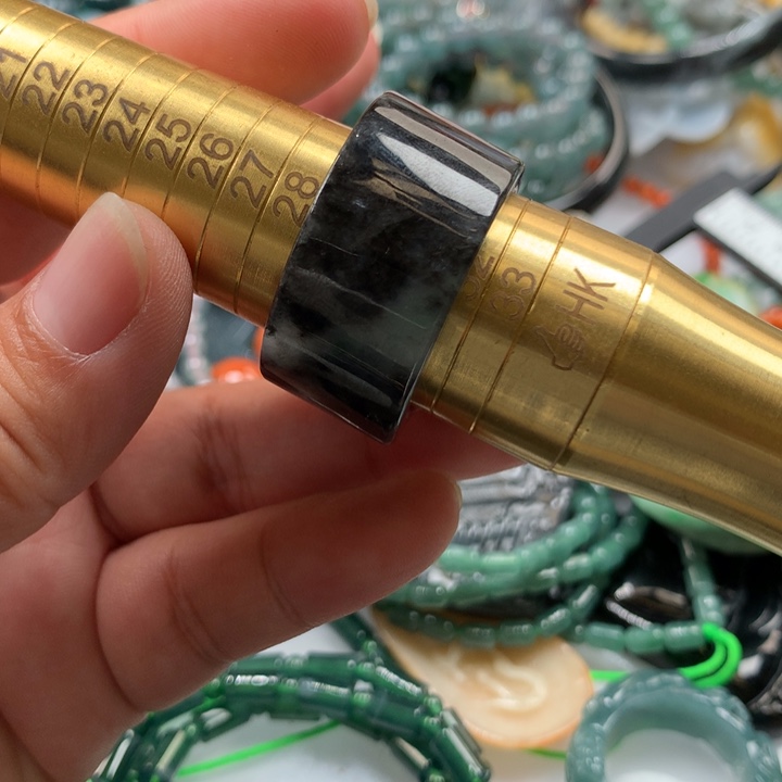 翡翠颈饰未镶嵌保真天然A货翡翠