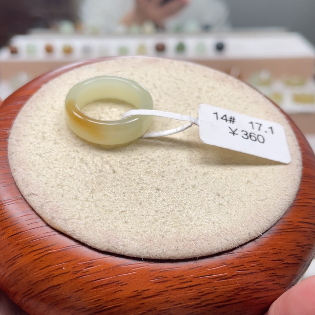 和田玉戒圈未镶嵌神***.17.1