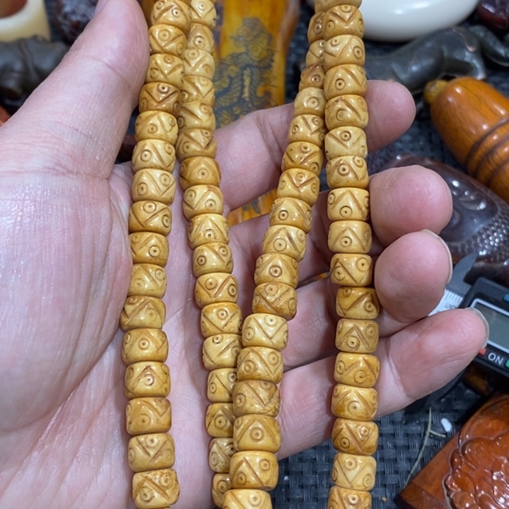 滴血莲花菩提吊坠
