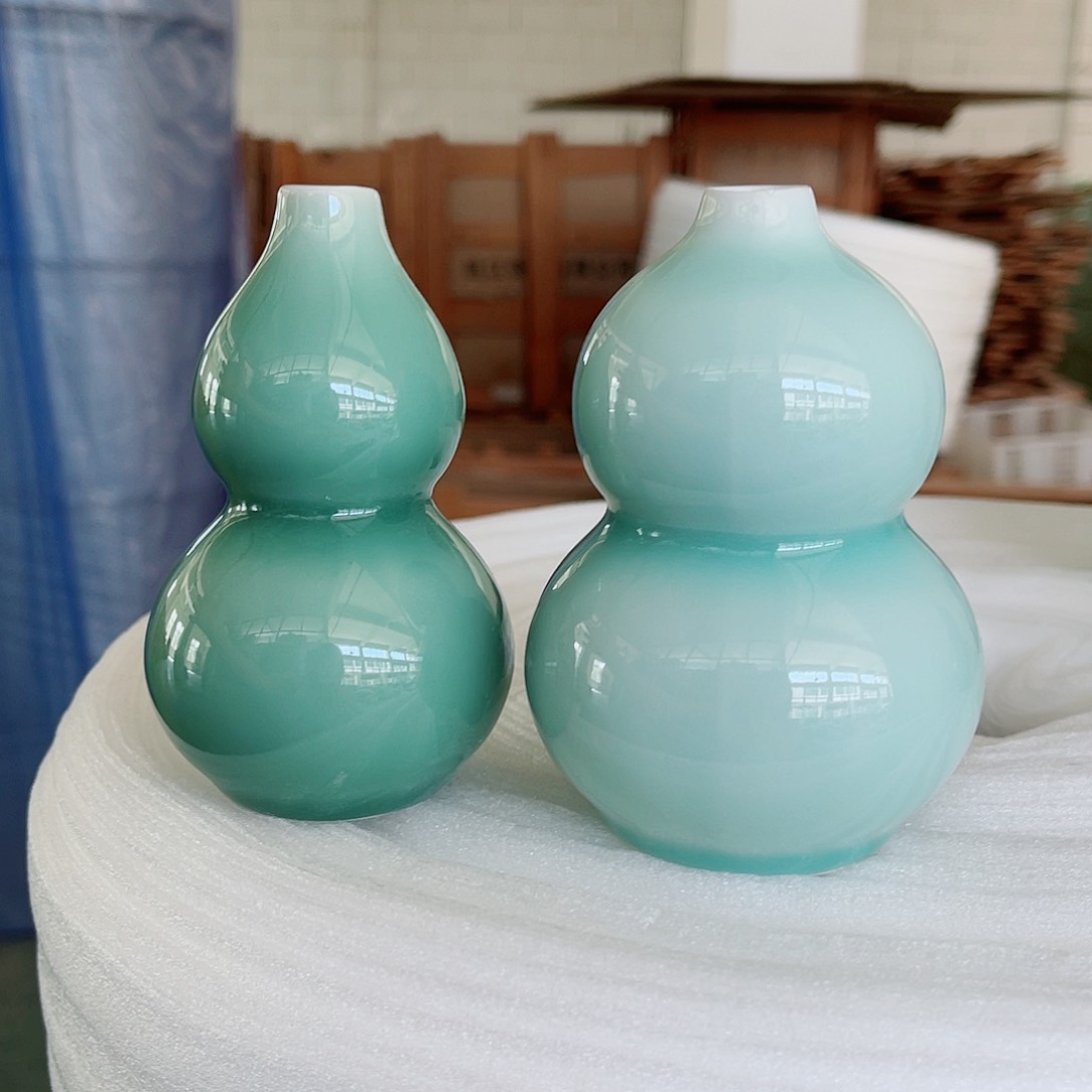 青瓷哈哈哈哈哈哈哈哈哈哈哈哈