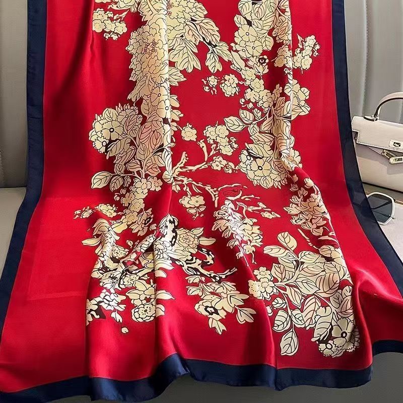 SC017鎏金繁花（90*180）女士围巾