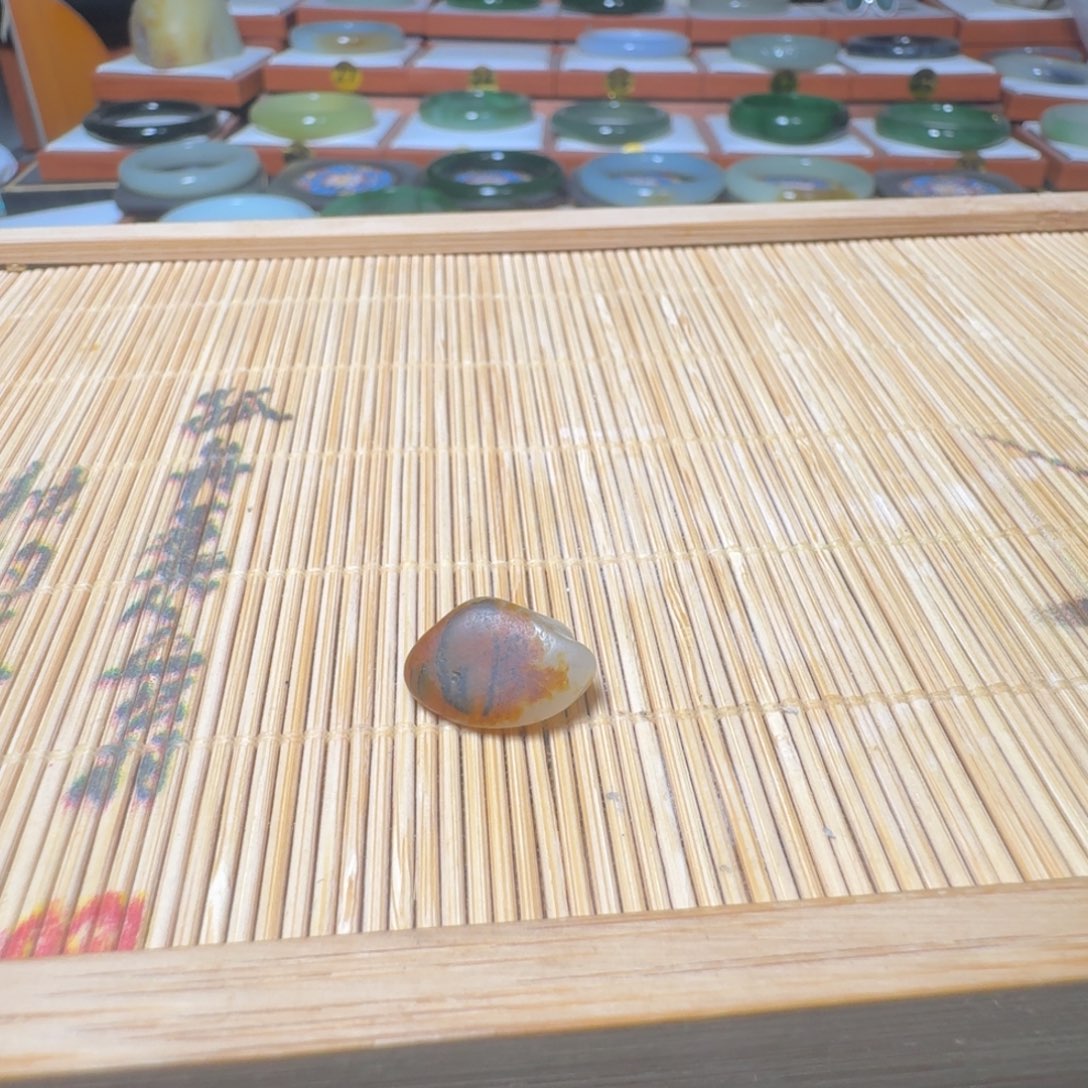 T***…和田玉未镶嵌手链请认真阅读购买协议
