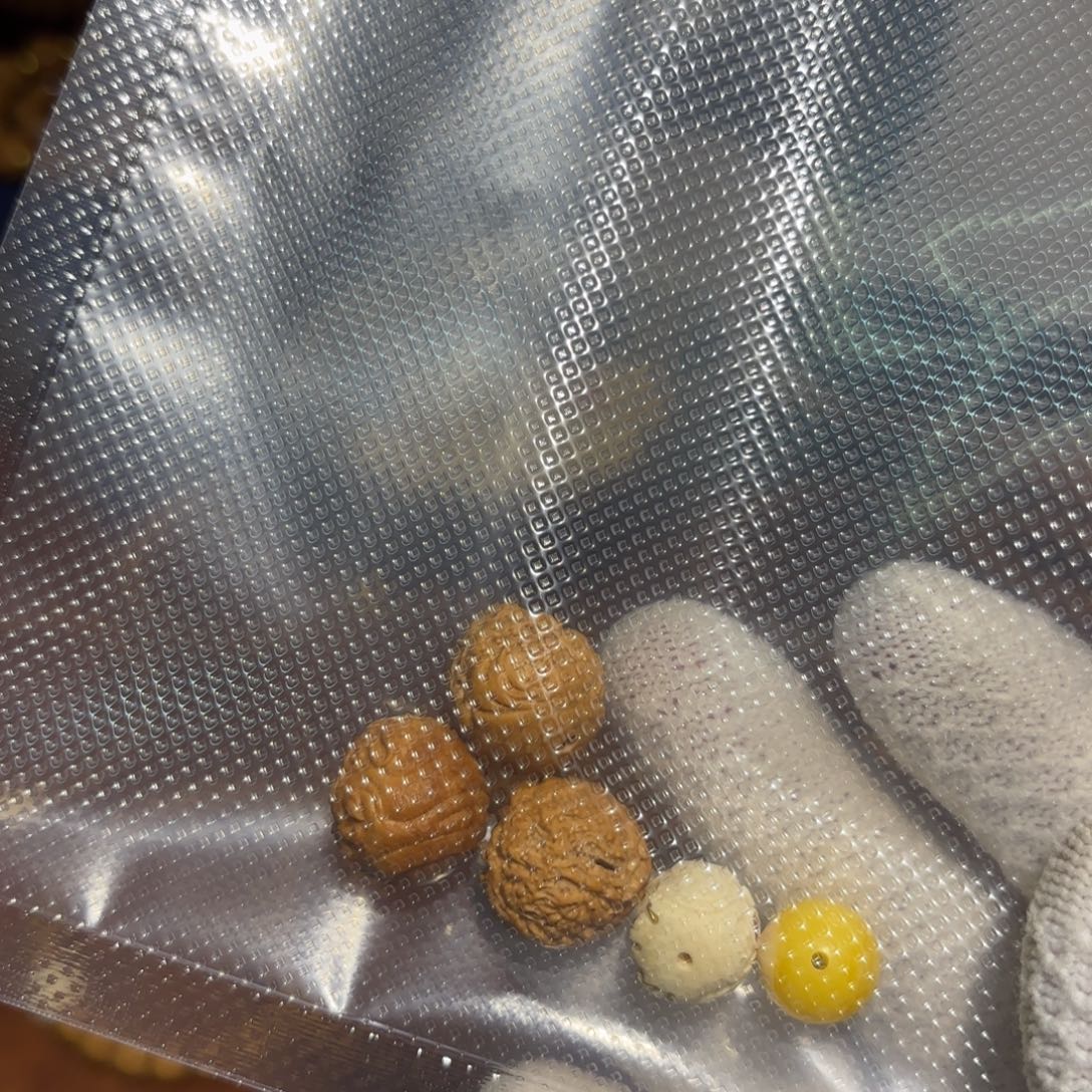 好***.吊坠猴头核桃雕刻