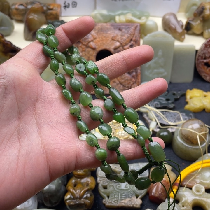 和田玉颈饰未镶嵌170