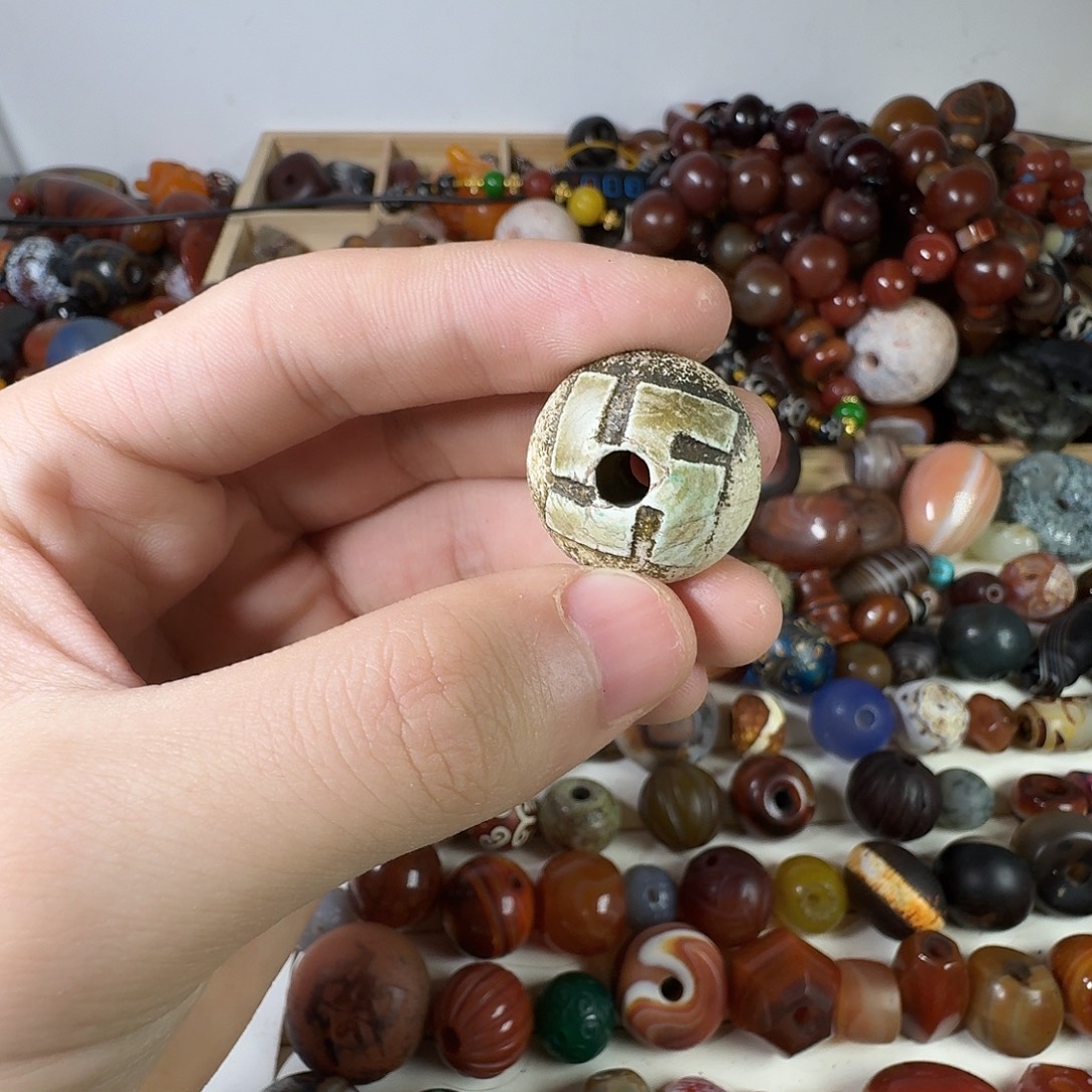 玛瑙/玉髓未镶嵌纯天然玛瑙珠子