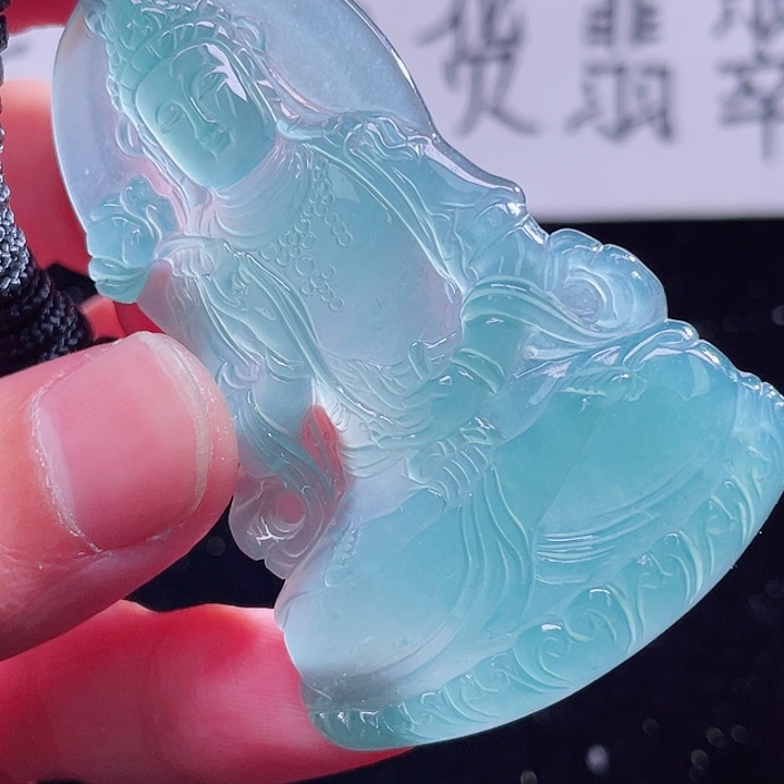 翡翠颈饰未镶嵌99999999