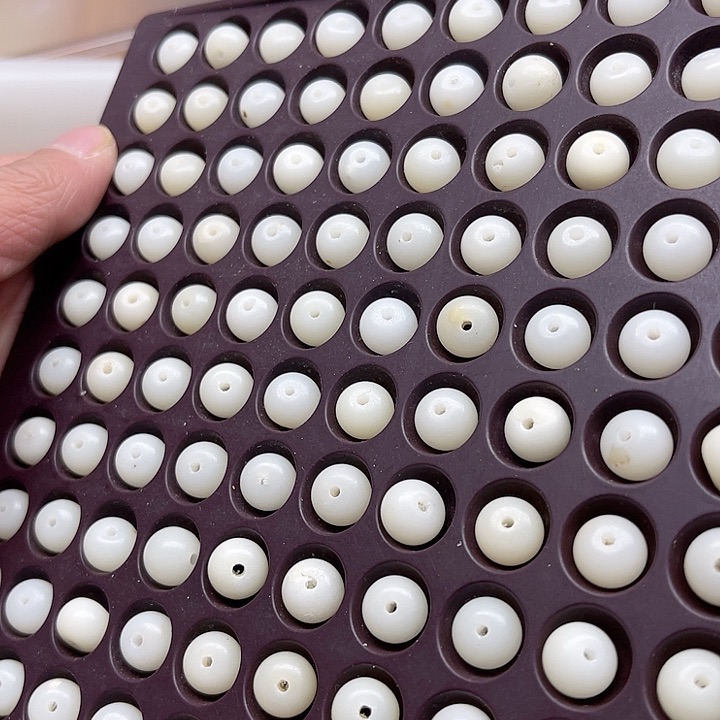 白玉菩提吊坠瑕疵10-8白玉苹果100颗卡灯牌宠100颗