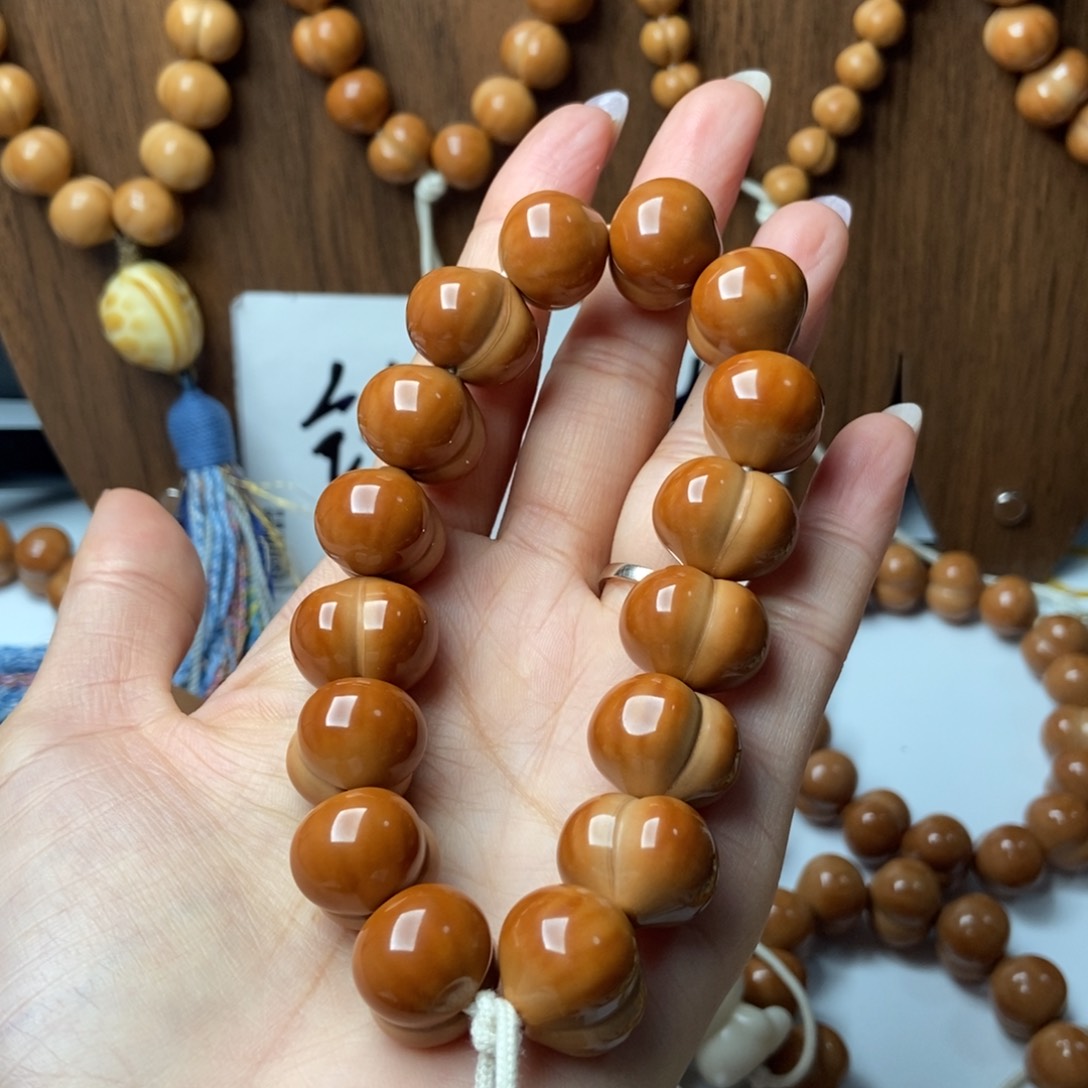 手串猴头核桃g****o