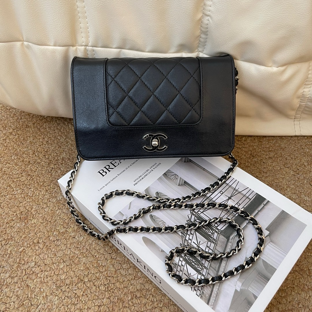 95新 Chanel/香奈儿 Chanel 黑银 牛皮珐琅扣woc/654916424
