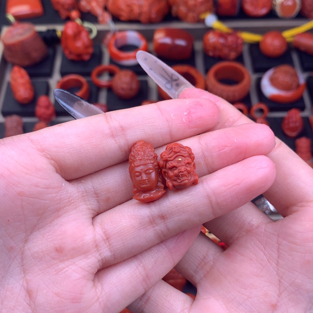 大***n南红玛瑙未镶嵌套装 观音头10+ 大黑天10+