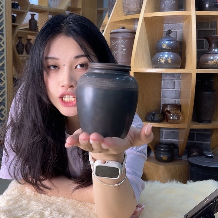 钦州坭兴陶茶叶罐二两装