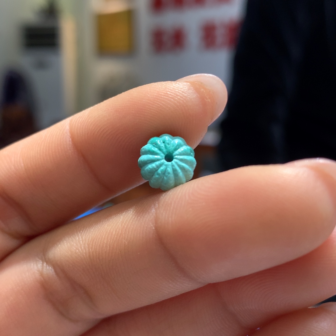 绿松石配饰未镶嵌