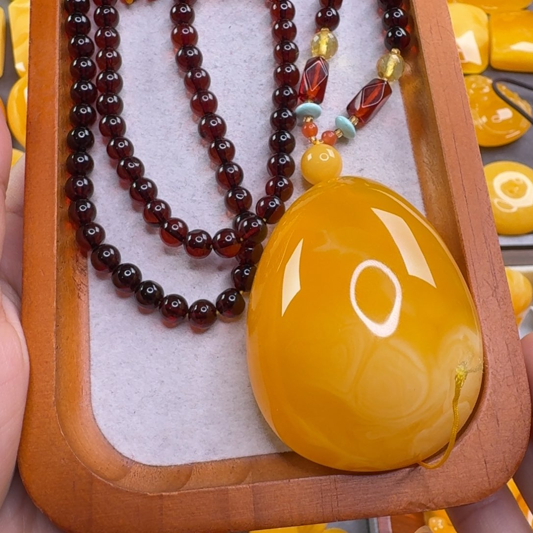 蜜蜡毛衣链未镶嵌