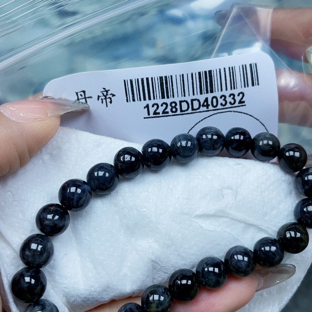 吊坠(不含链)未镶嵌翡翠三***e