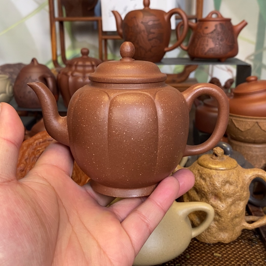 茶壶紫砂半手共生矿宫灯