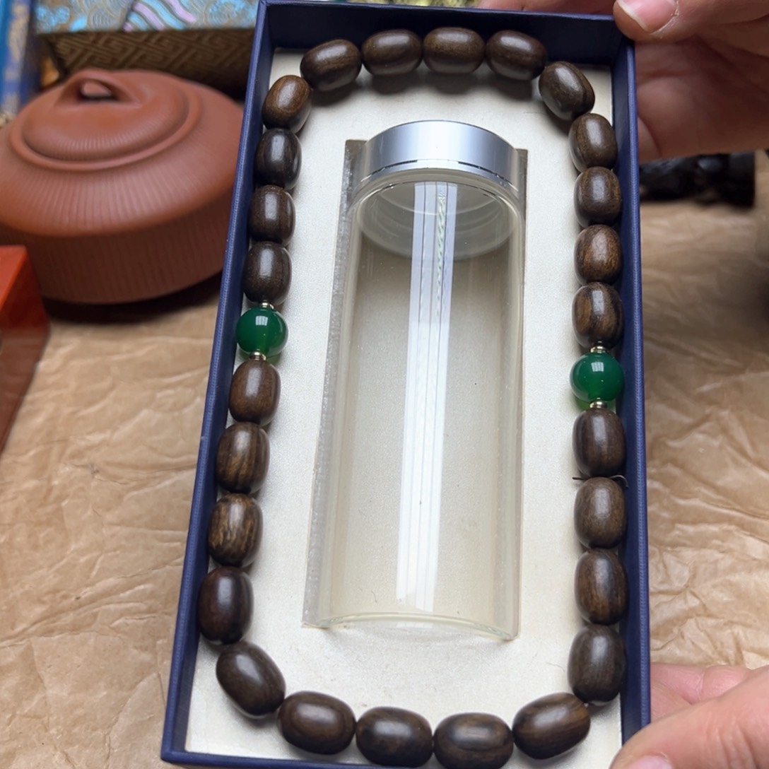 大叶紫檀（黑酸枝木类）