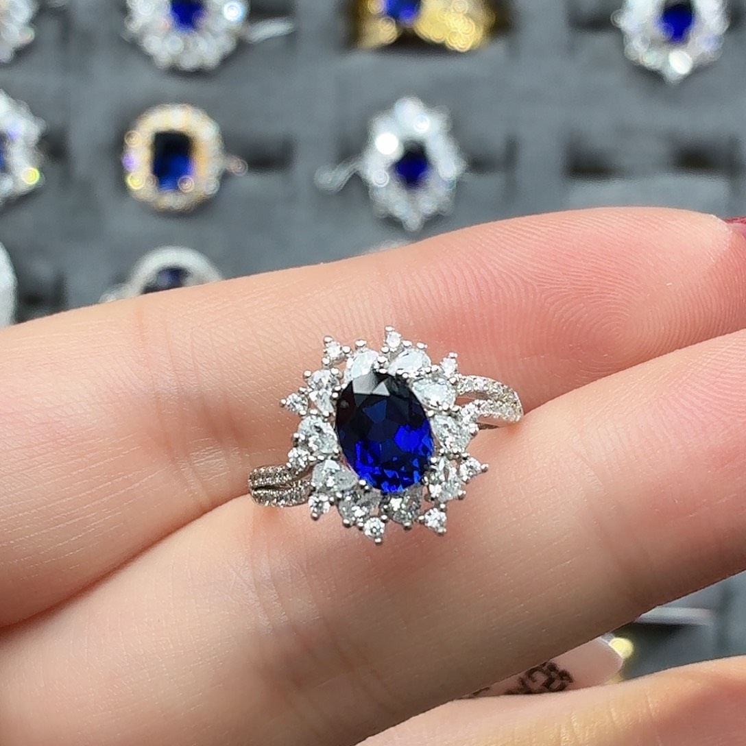 925银培育皇家蓝色宝石