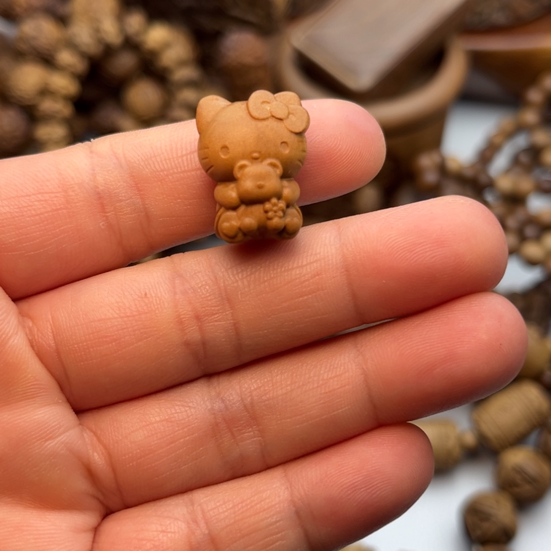 歪****木质类精工细作品