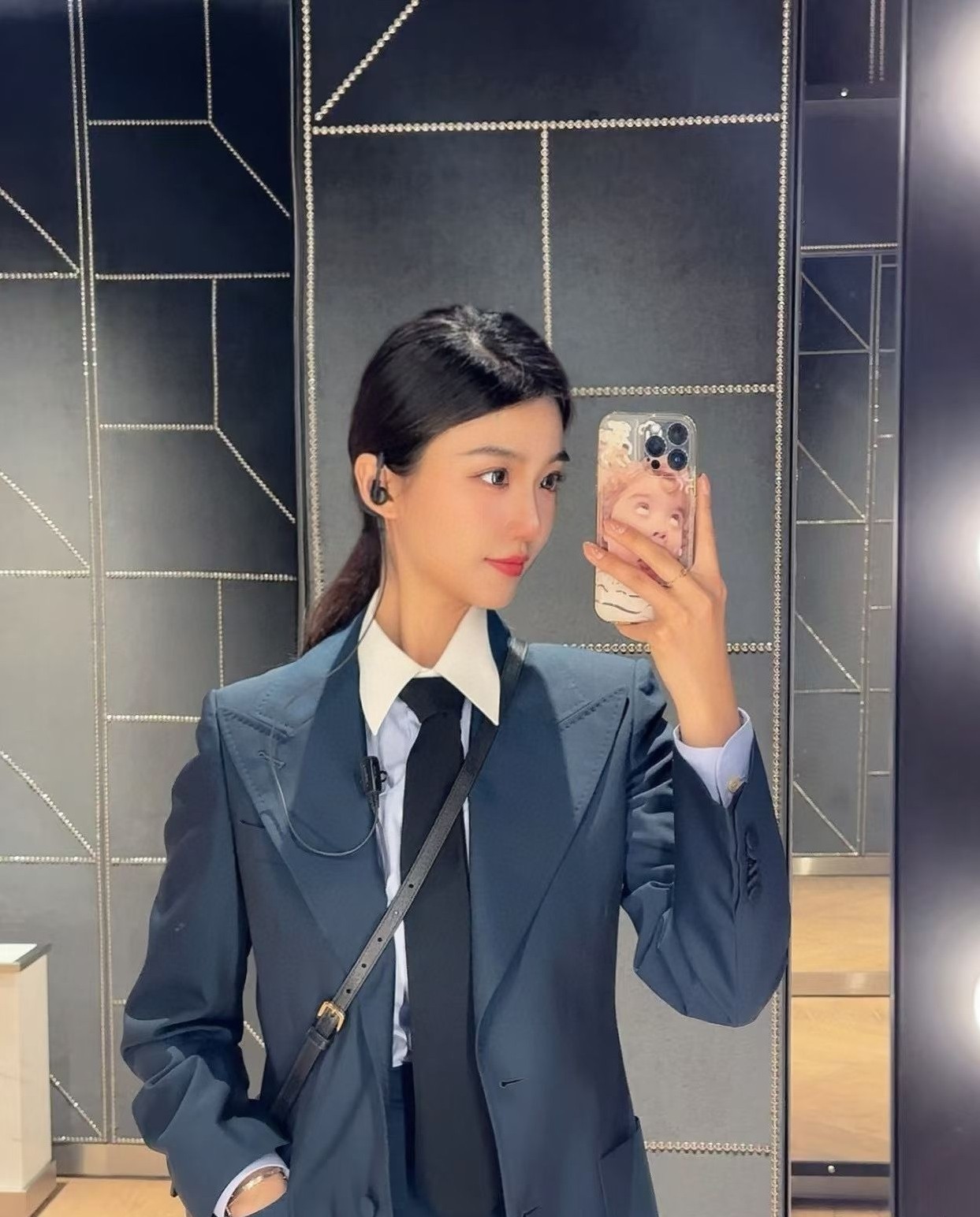 未使用 GUCCI/古驰 Gucci女士墨绿色新款外套 165731