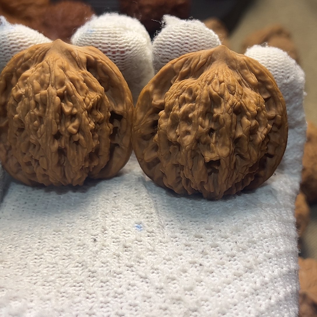 文玩核桃吊坠44全品虎头