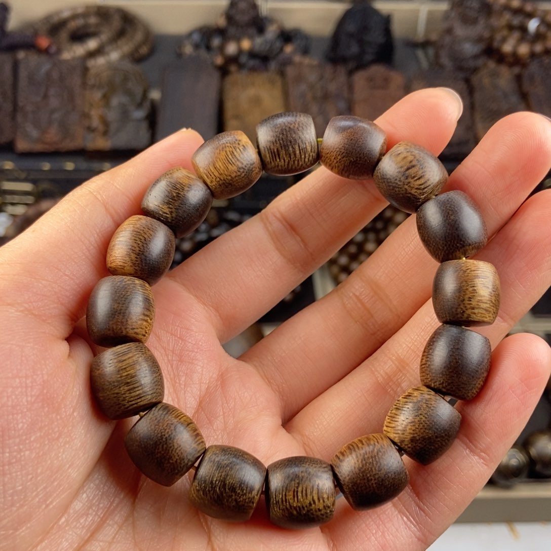 沉香手串吉***意越南芽庄白棋楠