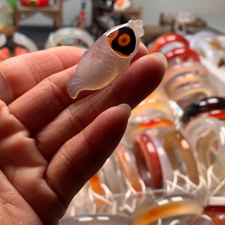 玛瑙/玉髓未镶嵌手镯