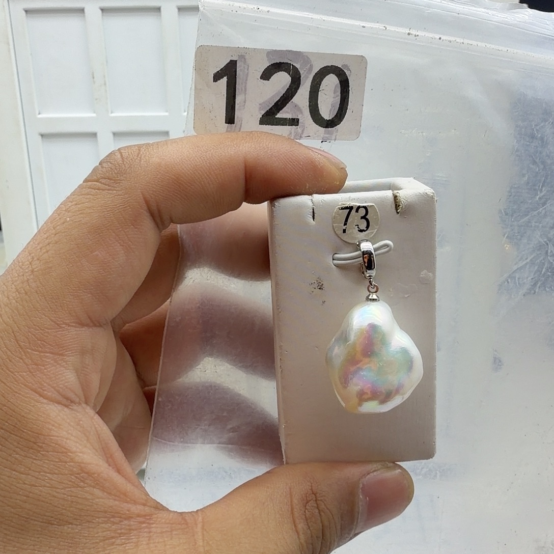 淡水珍珠颈饰合金