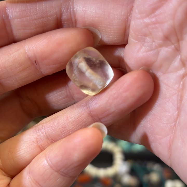 颈饰水晶未镶嵌水晶