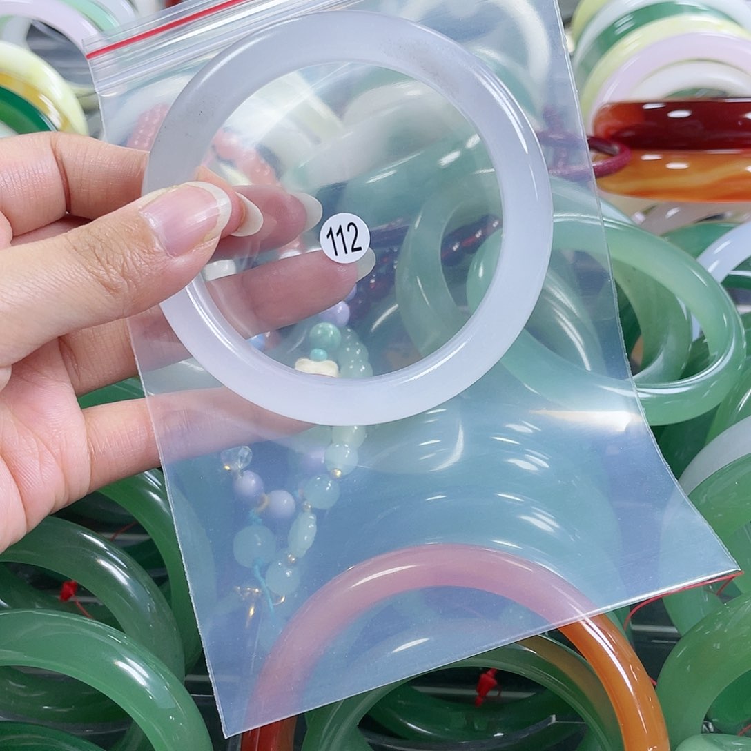 石英质玉手镯未镶嵌62