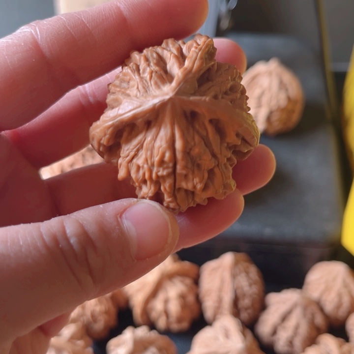 江***2文玩核桃吊坠文玩