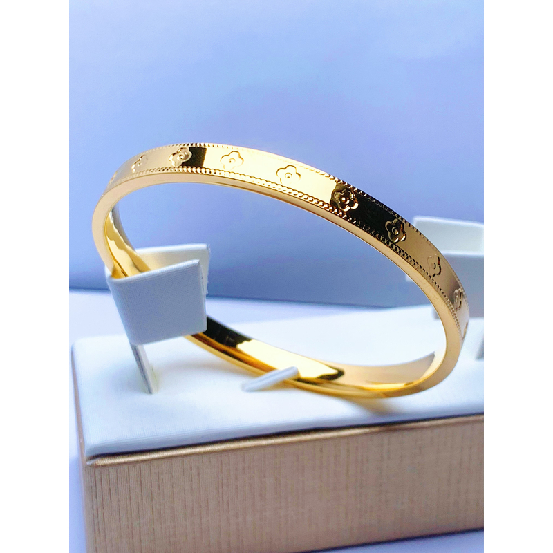 手镯 B22S004手镯古法四叶草手镯多样性发货