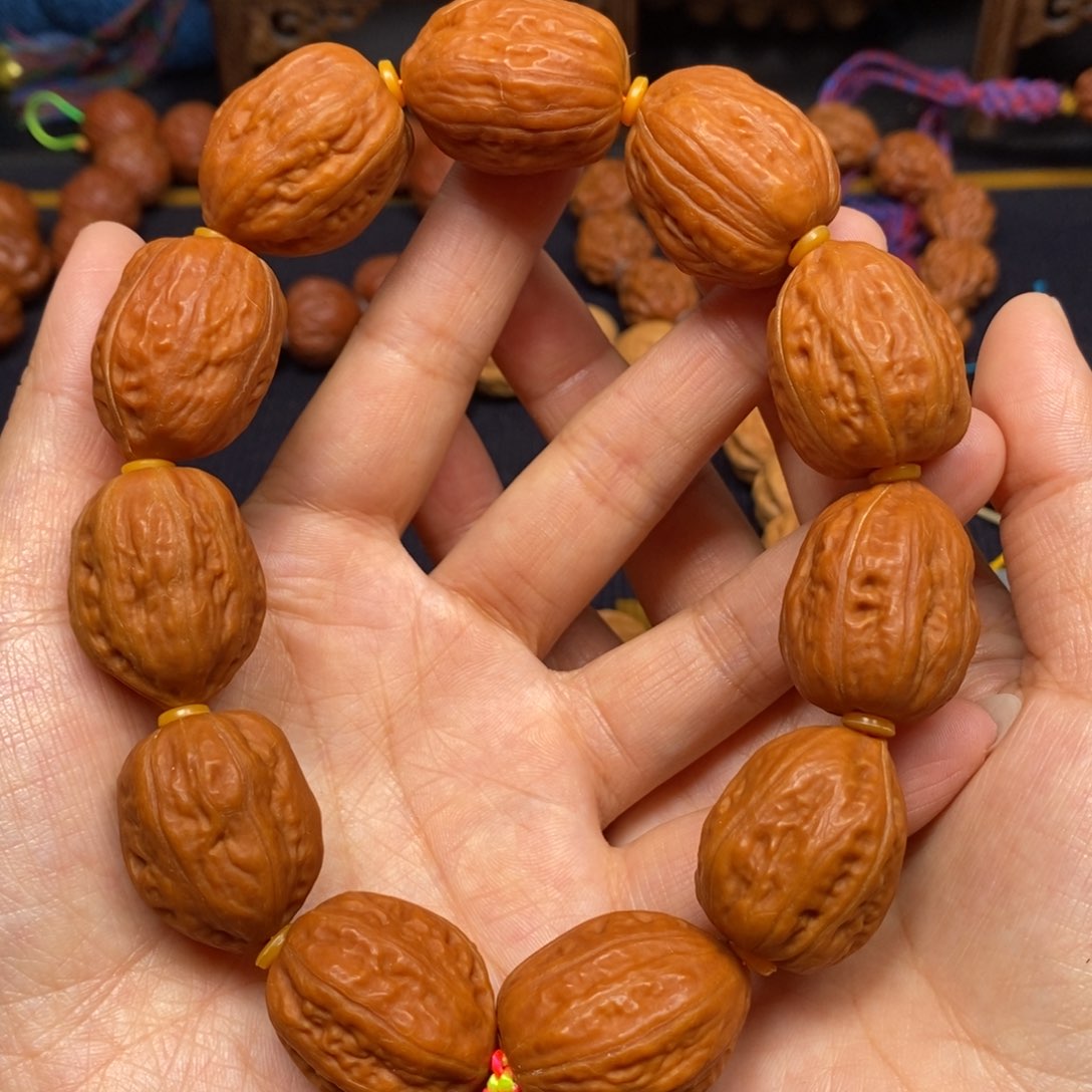 桃核手串黄金肉枣