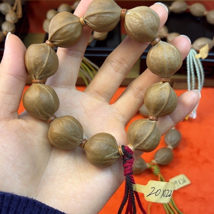 M***M木质类2022奇观铁核