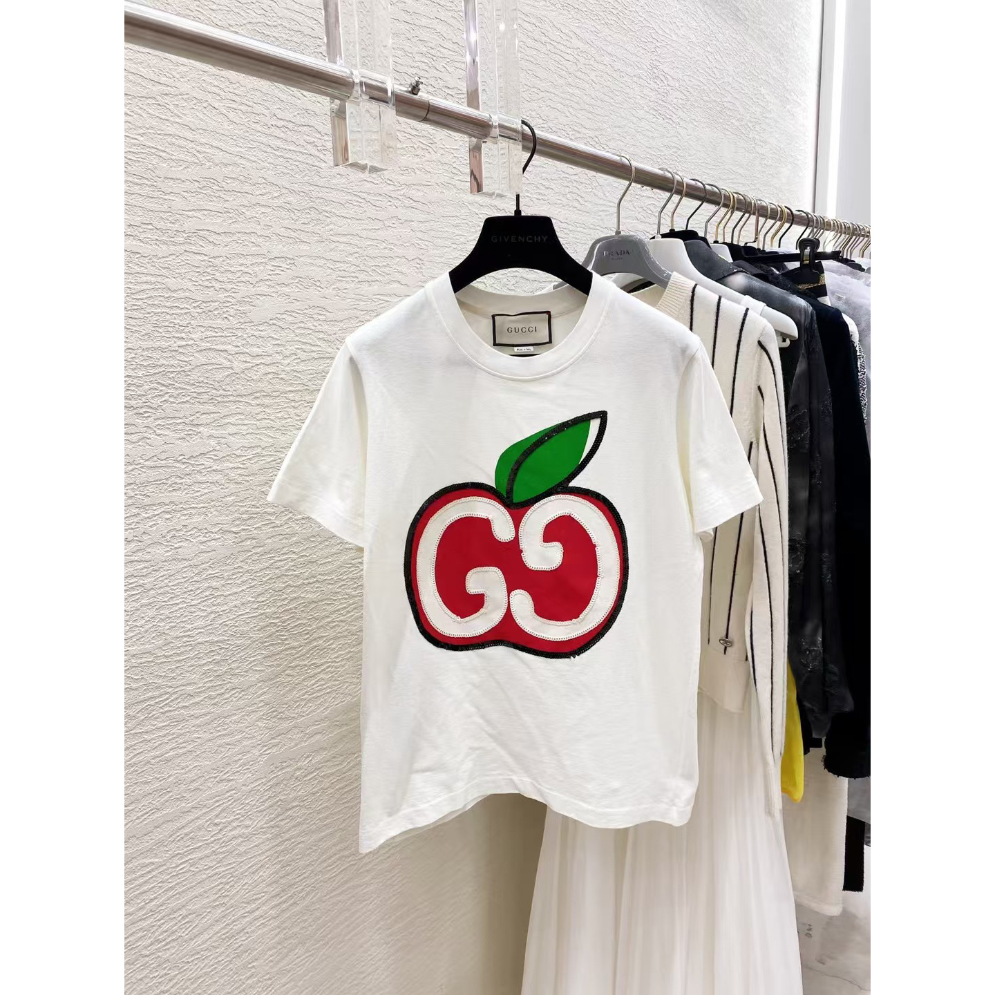 99新 GUCCI/古驰 Gucci/爆款米白色双G印花logo苹果亮片圆领短袖T