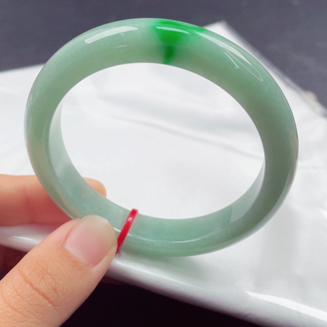 翡翠未镶嵌手镯5354圈