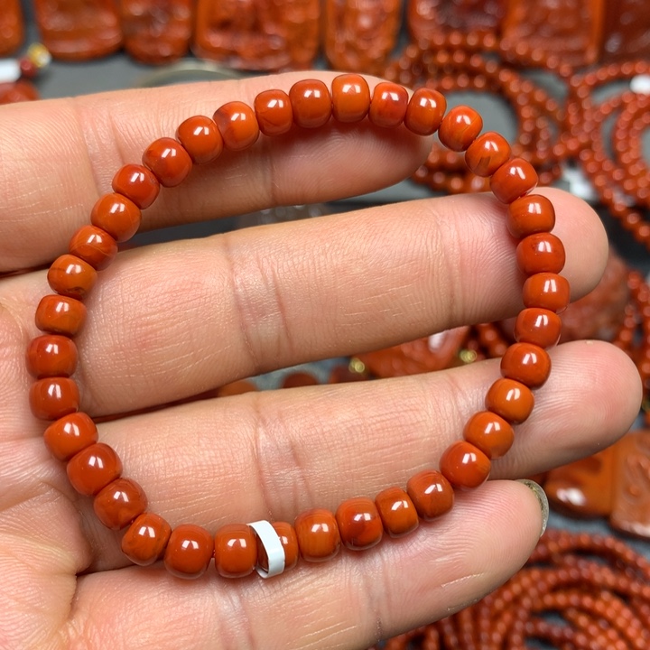 南红玛瑙手串未镶嵌6mm