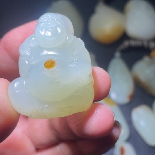 和田玉（糖玉）玉牌未镶嵌?*
