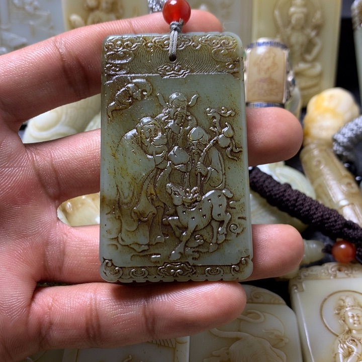 和田玉挂件未镶嵌顺**然