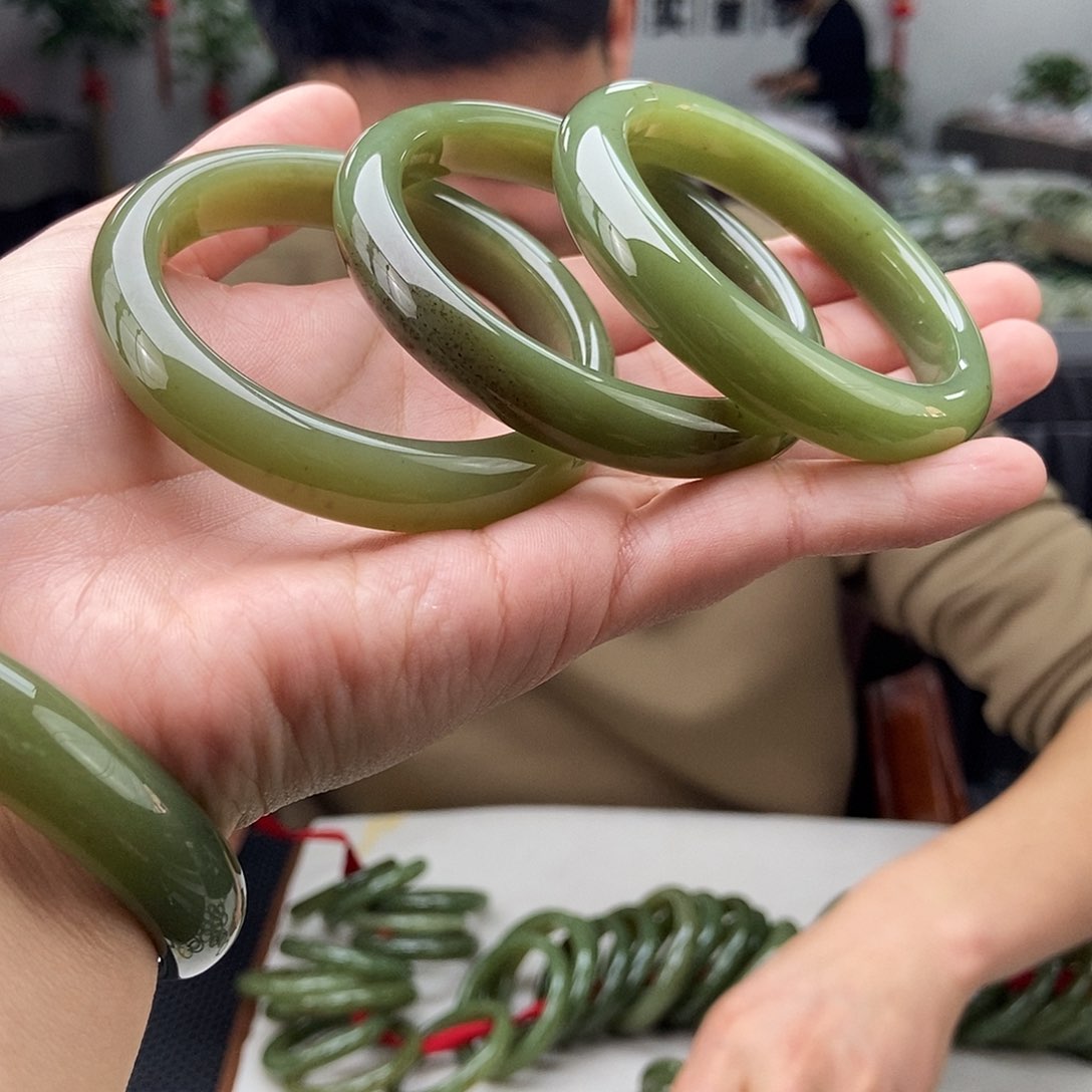 和田玉50-60颜色多样性发拍一发一未镶嵌