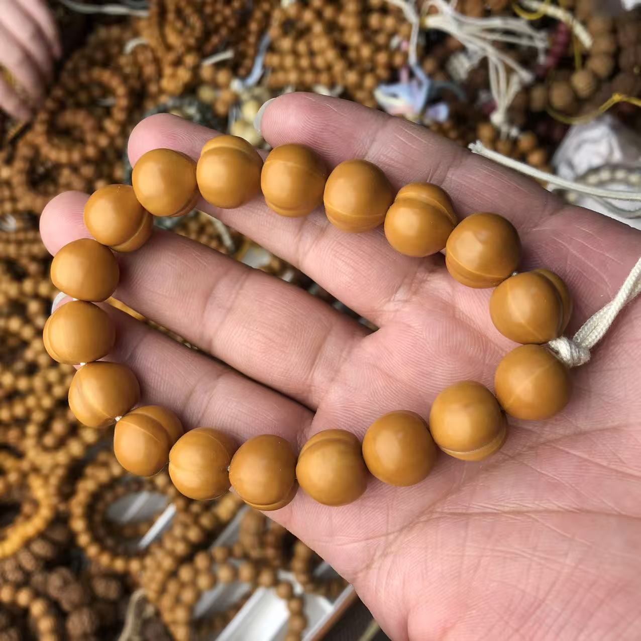 （圆桩屁桃光珠手持）13-14mm全品屁桃亮面猴头核桃手持爱心屁桃