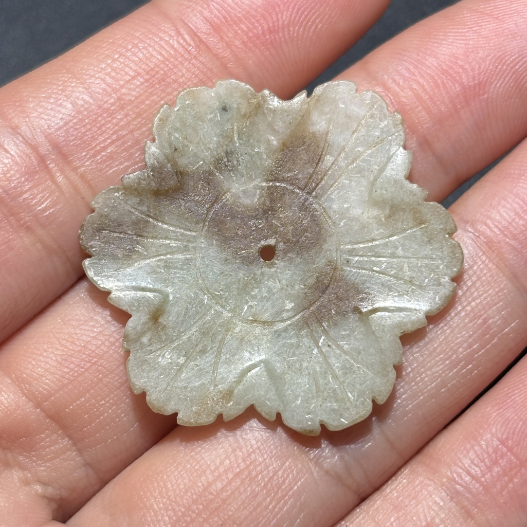 清 老翡翠帽花帽扣