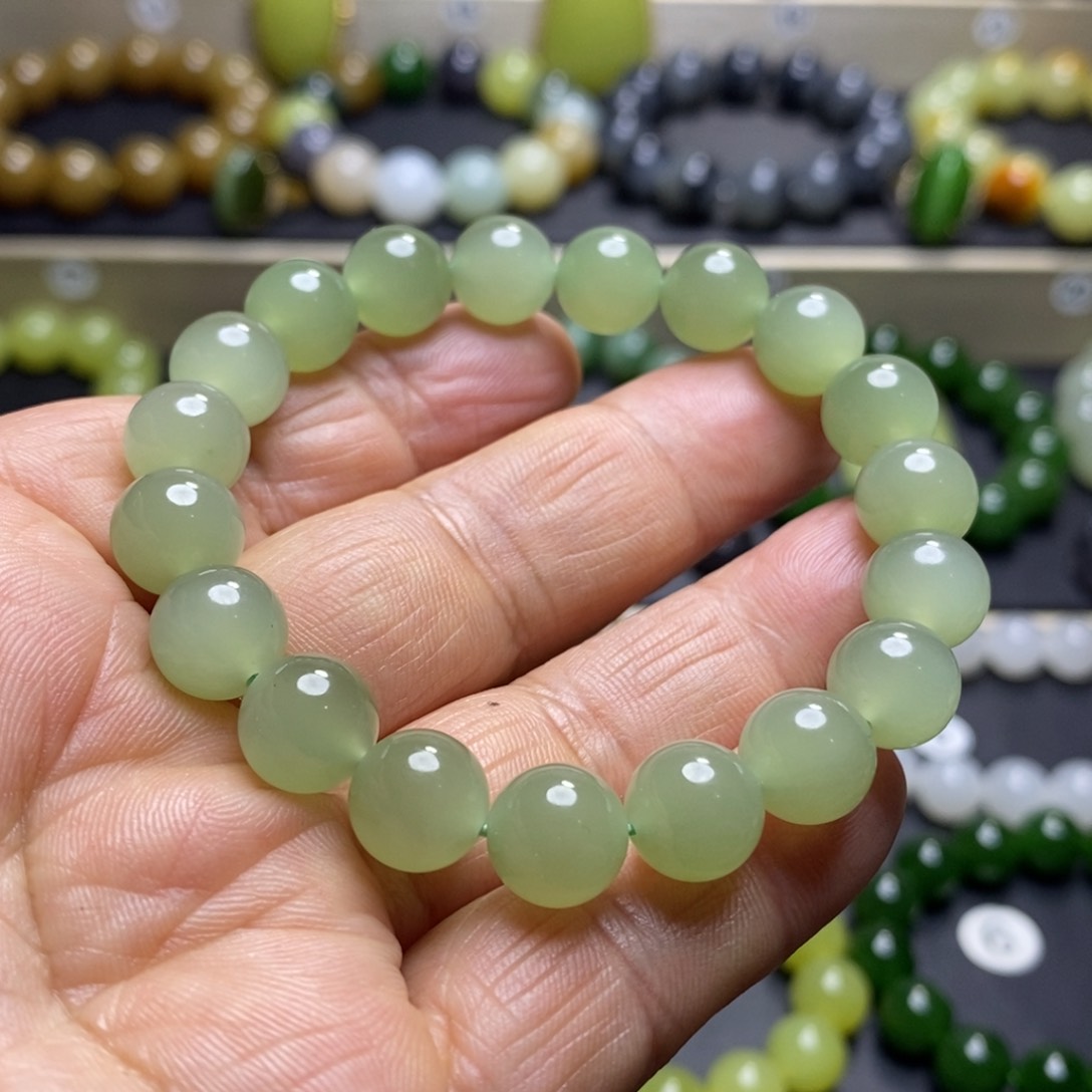 和田玉手串未镶嵌