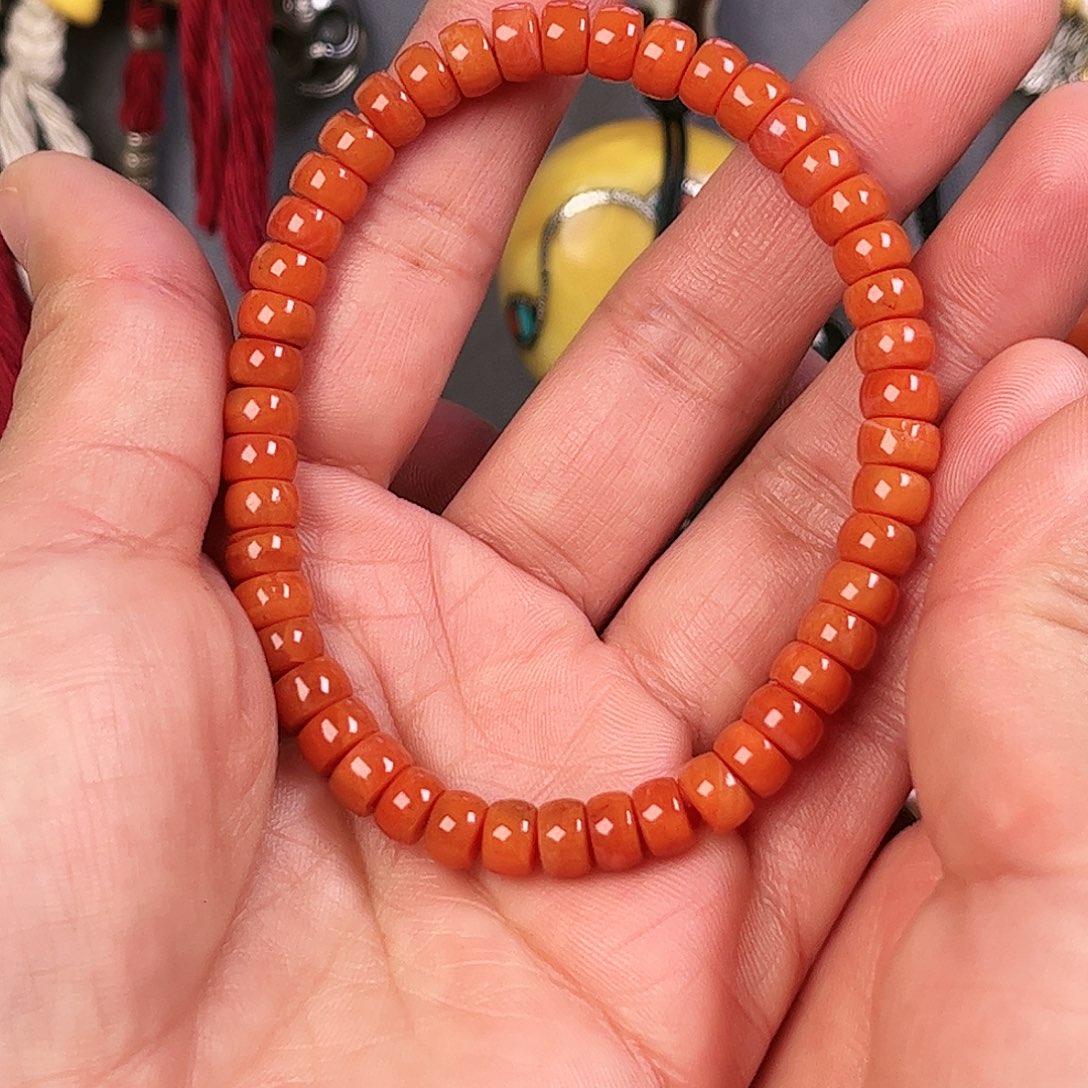 南红玛瑙未镶嵌手链