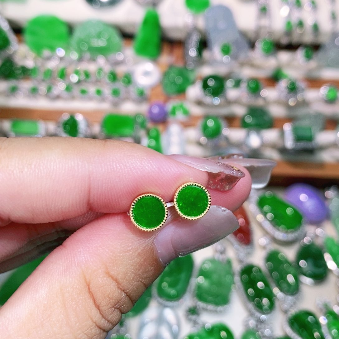 【闪购商品】未镶嵌挂件翡翠裸石