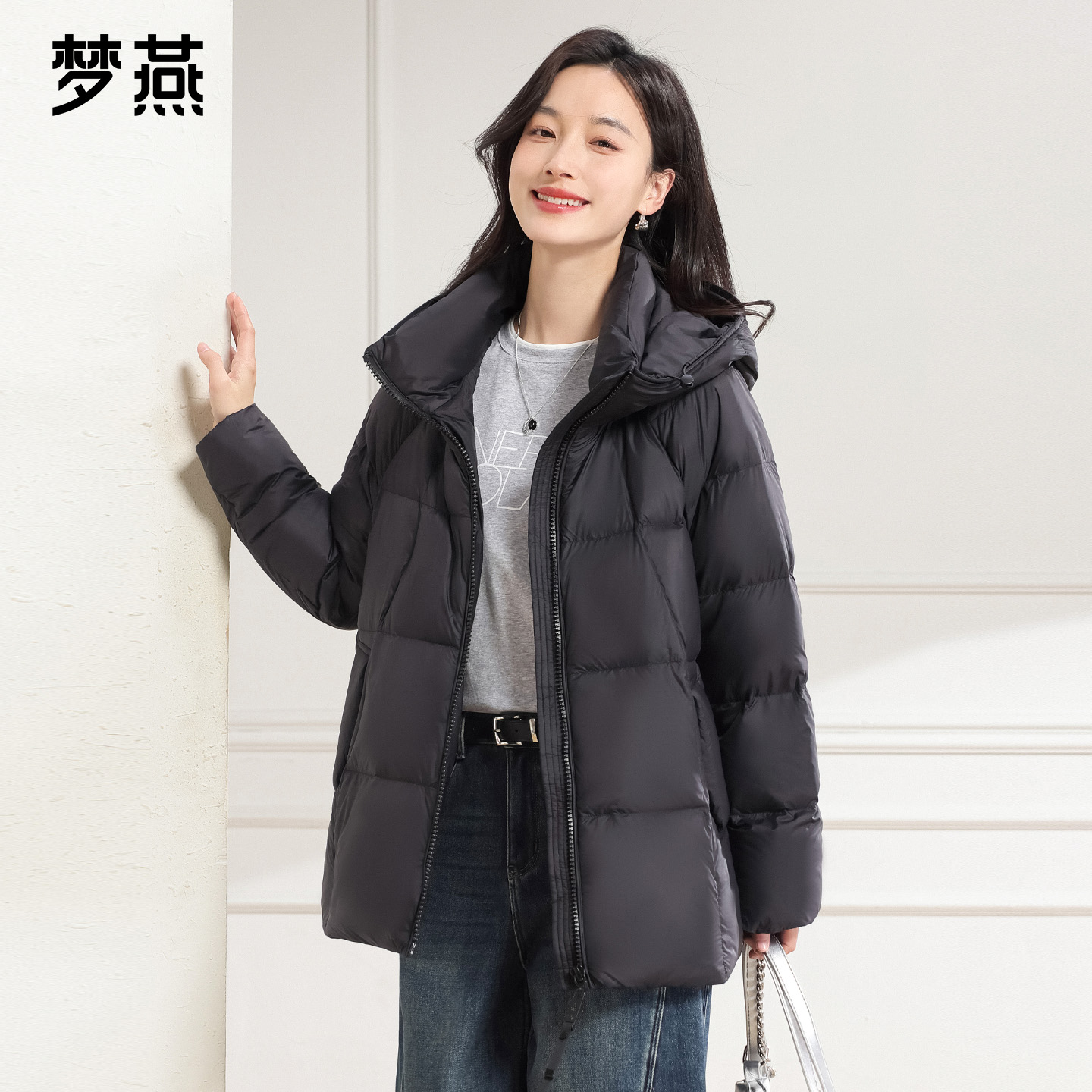 梦燕秋冬女款时尚百搭气质大方宽松休闲舒适保暖羽绒服CY11B5058