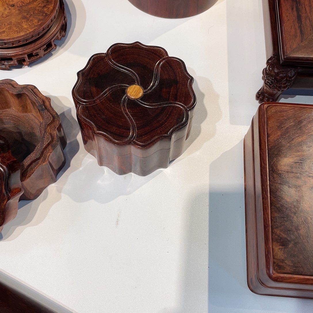 紫檀木类成套家具