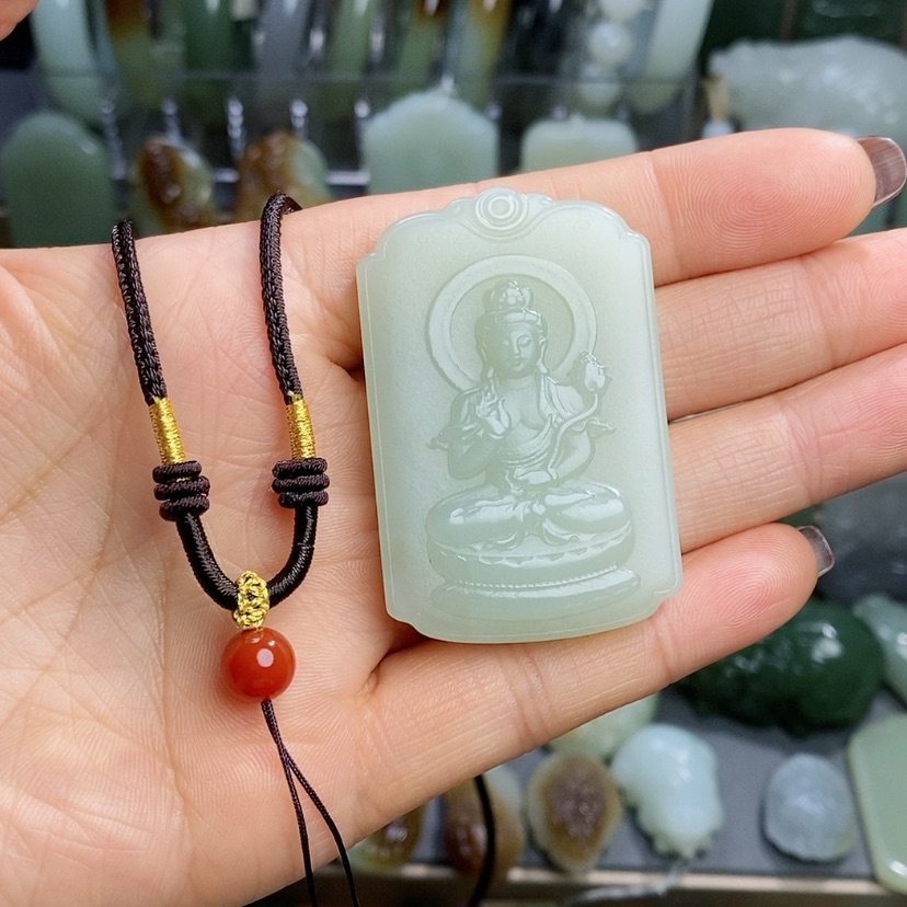 【闪购商品】颈饰未镶嵌和田玉木*木