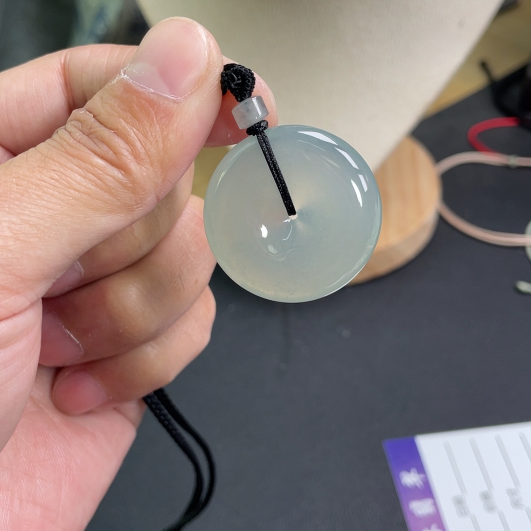 翡翠未镶嵌颈饰31.2-6.0