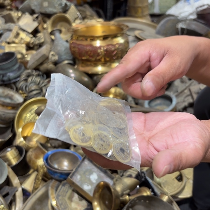 815 铜器物品理性消费